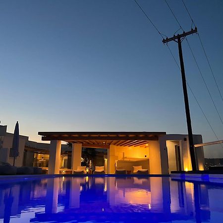Crystal Suites Mykonos Town ภายนอก รูปภาพ