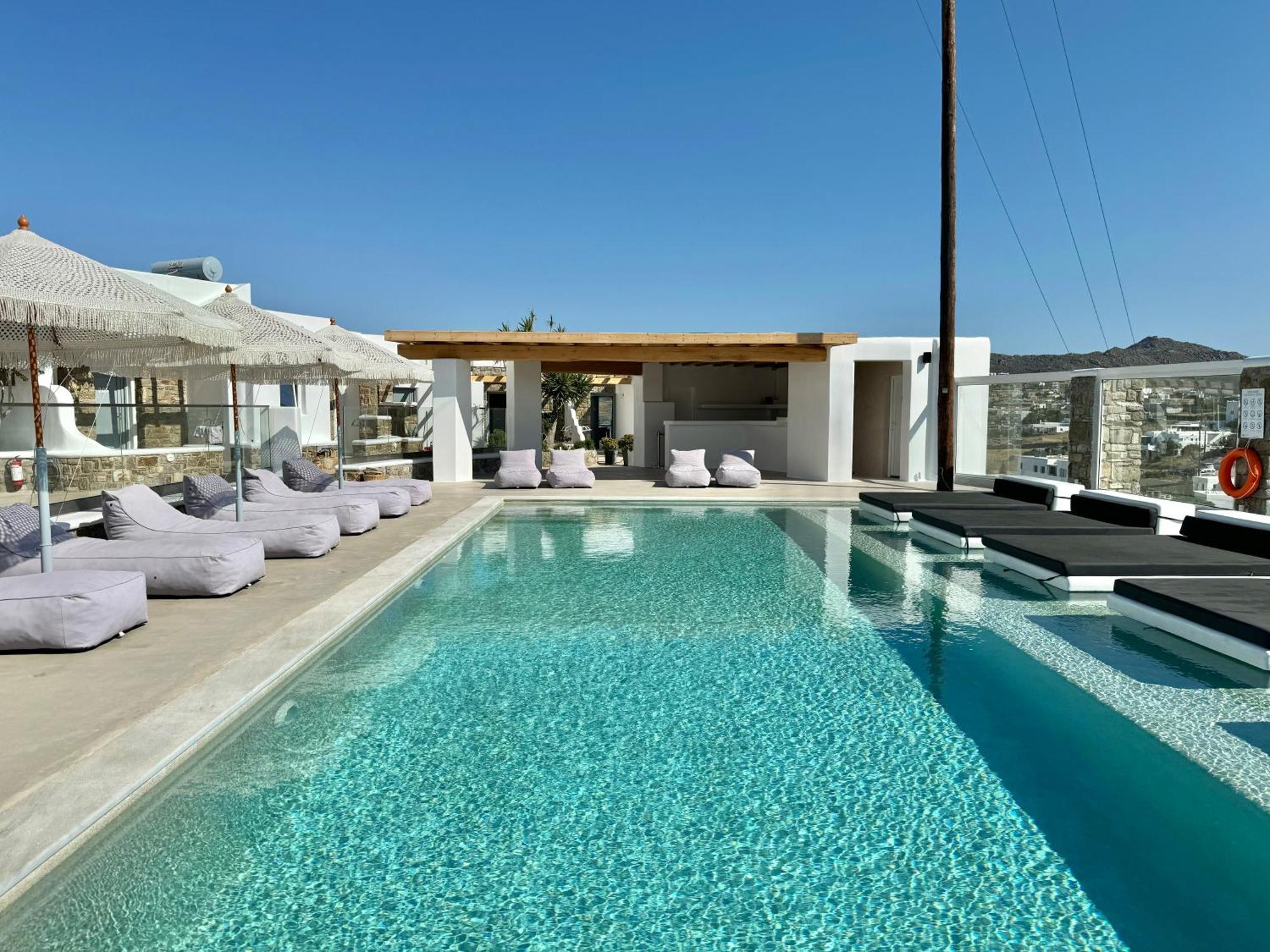 Crystal Suites Mykonos Town ภายนอก รูปภาพ