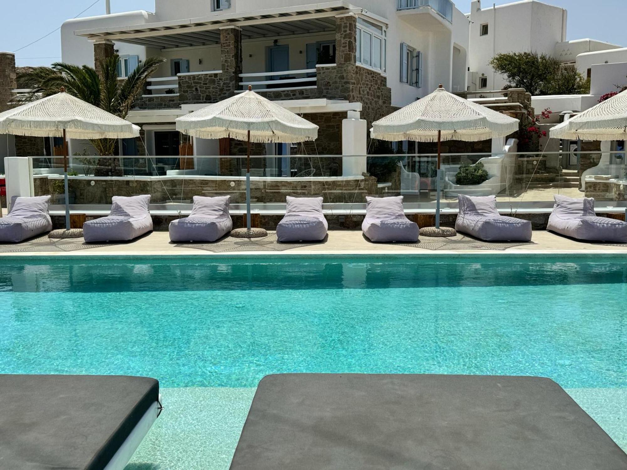 Crystal Suites Mykonos Town ภายนอก รูปภาพ