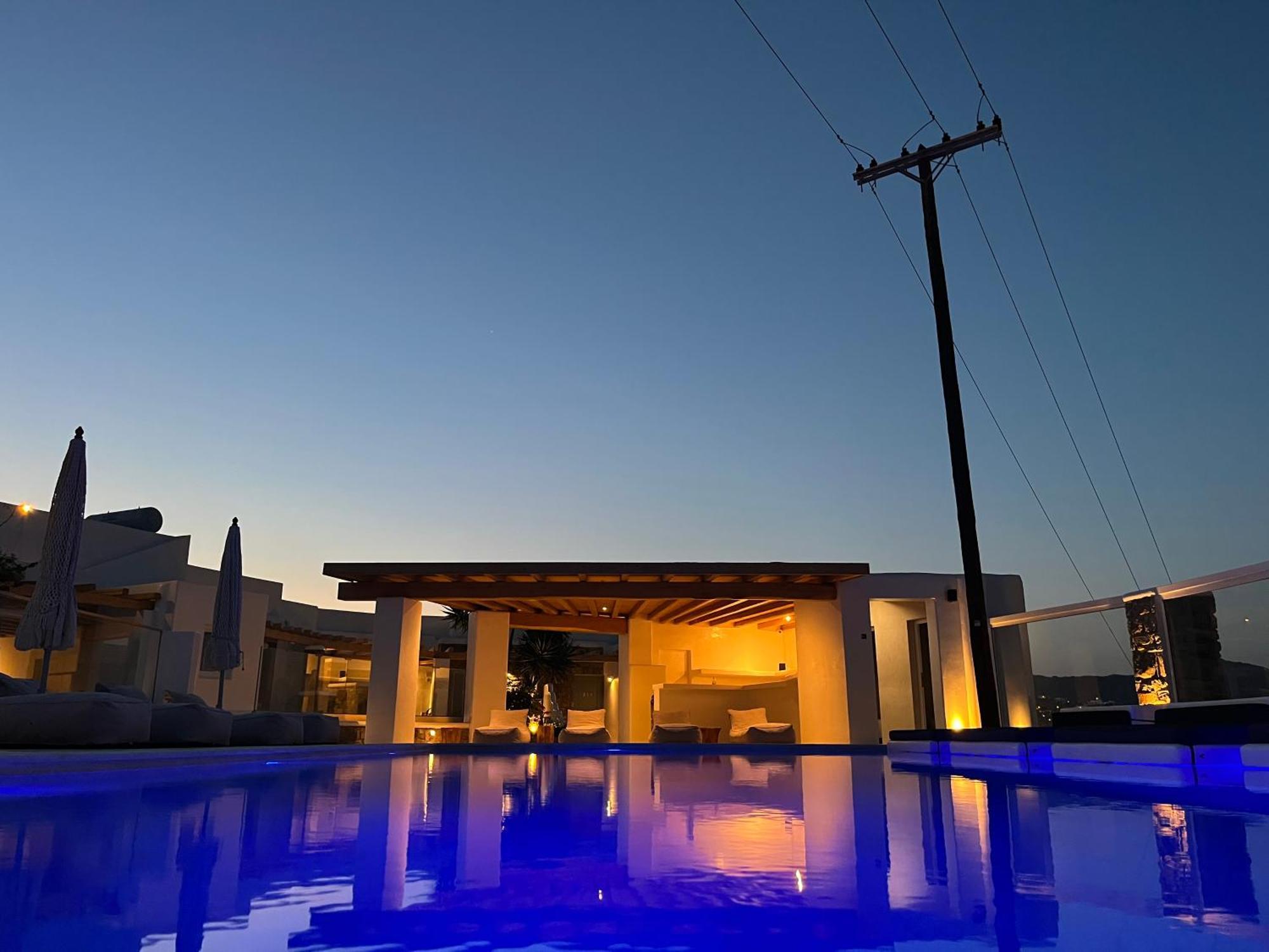 Crystal Suites Mykonos Town ภายนอก รูปภาพ