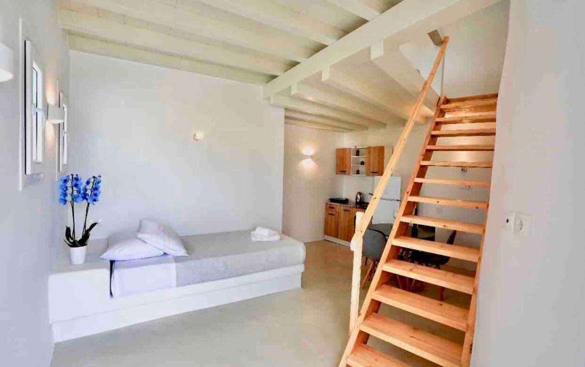Crystal Suites Mykonos Town ภายนอก รูปภาพ